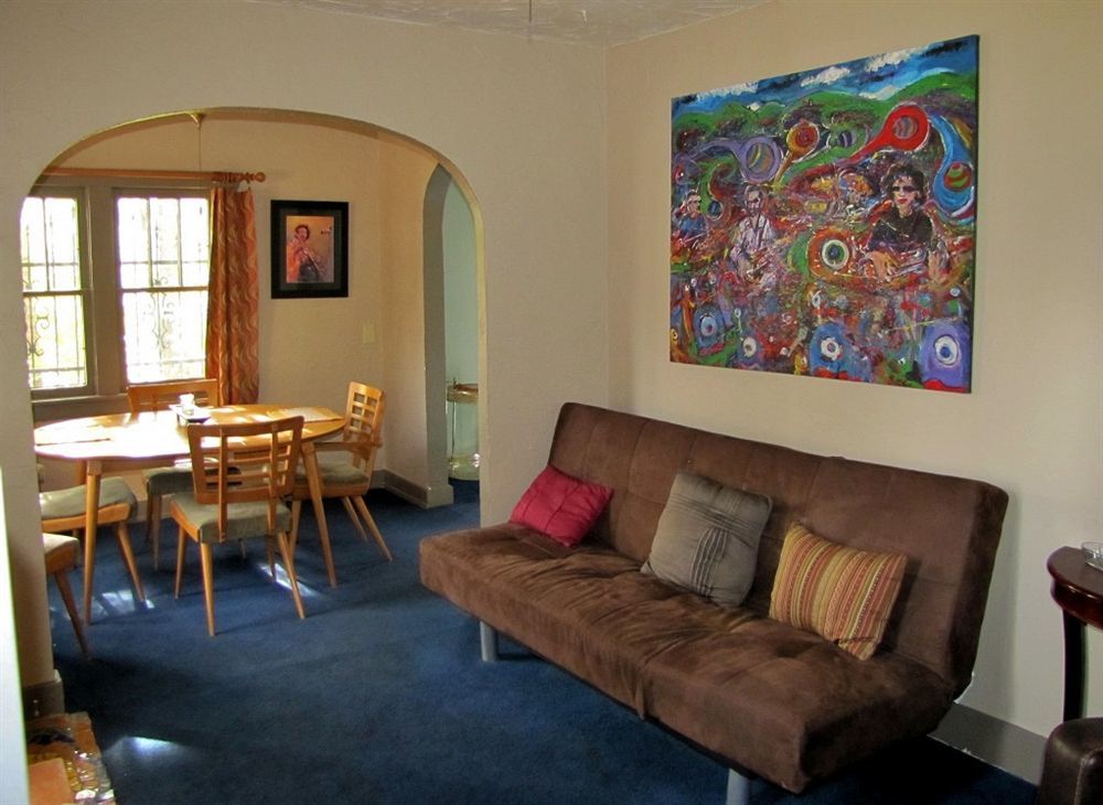 Cliff House Lodge And Hot Tub Cottages Морисън Екстериор снимка